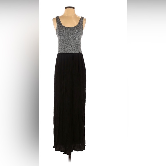 LOFT Dresses & Skirts - Loft Outlet Maxi Dress 🌸NEW SPRING 2023🌸